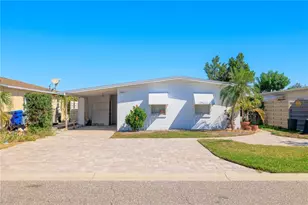 17611 1st St E, Redington Shores, FL 33708 - Photo 8