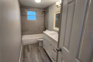 12319 N 9th St, Tampa, FL 33612 - Photo 10