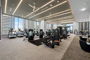 275 1st Ave S, Saint Petersburg, FL 33701 - Photo 20