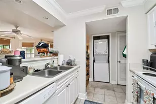 1000 W Horatio St, Tampa, FL 33606 - Photo 8