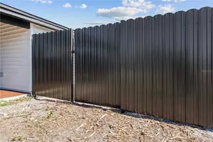 5101 Town N Country Blvd, Tampa, FL 33615 - Photo 10