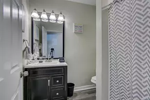 1402 E 33rd Ave, Tampa, FL 33603 - Photo 4