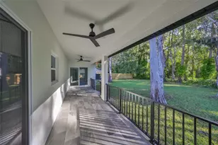 16407 Lake Byrd Dr, Tampa, FL 33618 - Photo 26