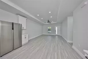 16407 Lake Byrd Dr, Tampa, FL 33618 - Photo 34