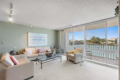 5281 Isla Key Boulevard S #207, Saint Petersburg, FL 33715 - Photo 16