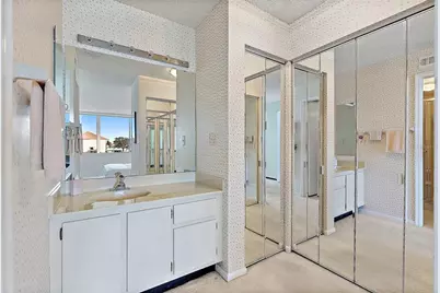 5281 Isla Key Boulevard S #207, Saint Petersburg, FL 33715 - Photo 22