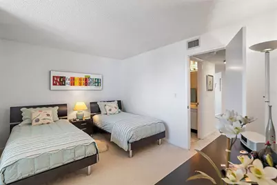 5281 Isla Key Boulevard S #207, Saint Petersburg, FL 33715 - Photo 34