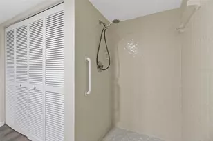 1933 Golf View Dr, Tarpon Springs, FL 34689 - Photo 26