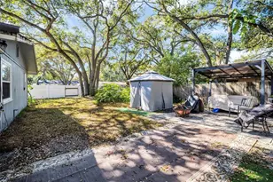 2056 Red Cedar Ln E, Clearwater, FL 33763 - Photo 28