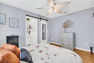 2056 Red Cedar Ln E, Clearwater, FL 33763 - Photo 18