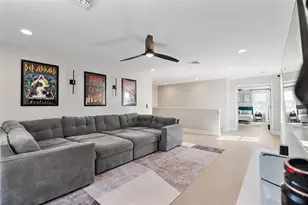 8310 Carrhill Pl, Parrish, FL 34219 - Photo 16