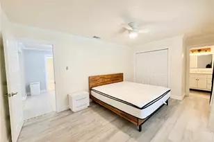 13914 84th Terrace, Seminole, FL 33776 - Photo 16
