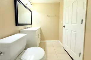 6336 Newtown Cir, Tampa, FL 33615 - Photo 16