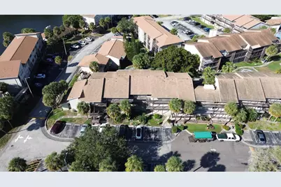 6336 Newtown Circle #36A2, Tampa, FL 33615 - Photo 6