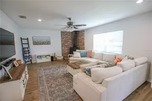 2810 W Robson St, Tampa, FL 33614 - Photo 22