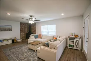 2810 W Robson St, Tampa, FL 33614 - Photo 26