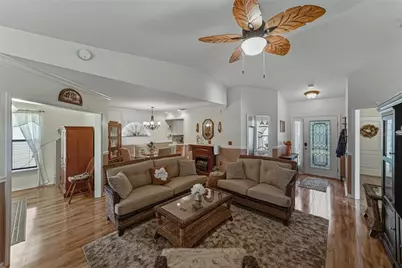 29235 Princeville Drive, San Antonio, FL 33576 - Photo 14