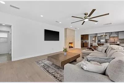 4100 13th Lane NE, Saint Petersburg, FL 33703 - Photo 4