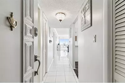 17920 Gulf Boulevard #1504, Redington Shores, FL 33708 - Photo 6