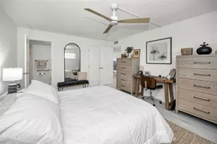 7420 Bay Island Dr, South Pasadena, FL 33707 - Photo 20