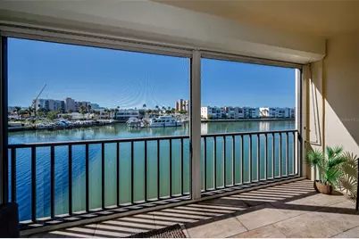 7420 Bay Island Drive #374, South Pasadena, FL 33707 - Photo 2