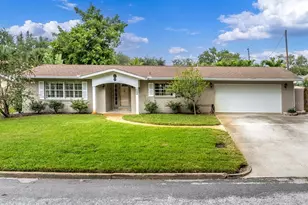 8235 39th Ave N, Saint Petersburg, FL 33709 - Photo 44