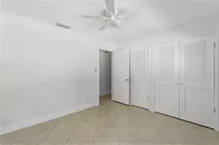 8235 39th Ave N, Saint Petersburg, FL 33709 - Photo 14