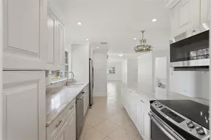 8235 39th Ave N, Saint Petersburg, FL 33709 - Photo 8
