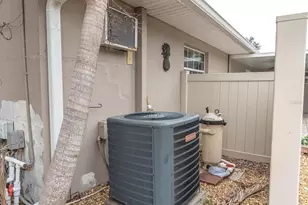 8235 39th Ave N, Saint Petersburg, FL 33709 - Photo 42