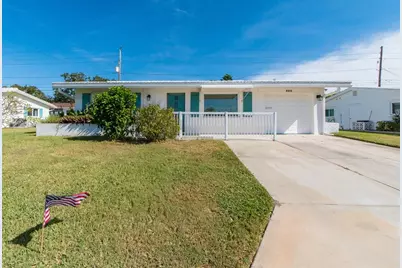 9157 140th Way, Seminole, FL 33776 - Photo 2