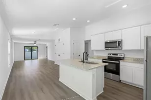 13495 Resort Ave, Weeki Wachee, FL 34614 - Photo 2