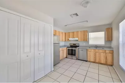 3611 Bishop Eddie Newkirk Way, Tampa, FL 33605 - Photo 6