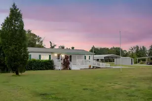 5213 R M D Ave, Plant City, FL 33566 - Photo 2