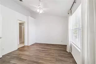 571 Shoreham Ct NE, Saint Petersburg, FL 33716 - Photo 40