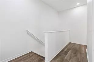 571 Shoreham Ct NE, Saint Petersburg, FL 33716 - Photo 38