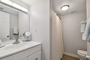 8901 Blind Pass Rd, Saint Pete Beach, FL 33706 - Photo 18