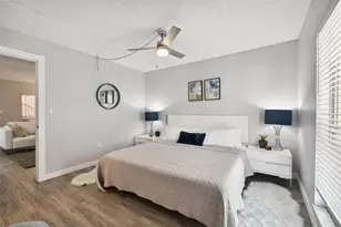 8901 Blind Pass Rd, Saint Pete Beach, FL 33706 - Photo 16