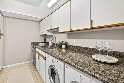 3211 W Swann Avenue #502, Tampa, FL 33609 - Photo 18