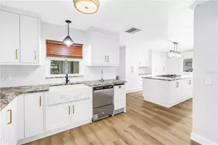 2856 65th Way N, Saint Petersburg, FL 33710 - Photo 12