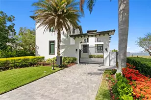 82 Martinique Ave, Tampa, FL 33606 - Photo 1