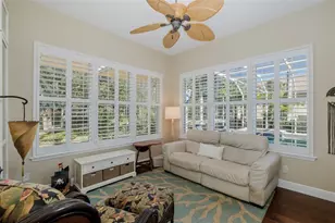 2928 Waters Edge Rd, Palm Harbor, FL 34685 - Photo 30