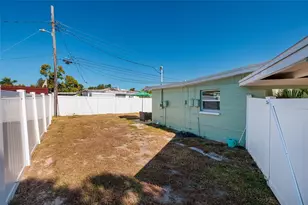 10477 119th Ave, Largo, FL 33773 - Photo 16