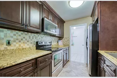 1400 Gandy Blvd. N Boulevard N #811, Saint Petersburg, FL 33702 - Photo 16