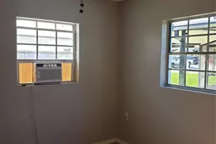 7814 N Cortez St, Tampa, FL 33614 - Photo 6