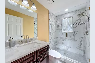 9736 Indian Key Trail #111, Seminole, FL 33776 - Photo 18