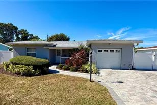 2000 76th St N, Saint Petersburg, FL 33710 - Photo 1