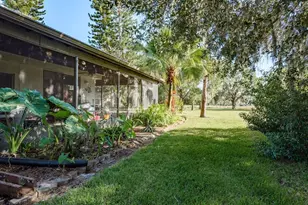 102 Capri Ct S, Plant City, FL 33566 - Photo 22