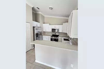 1005 15th Avenue S, Saint Petersburg, FL 33705 - Photo 6