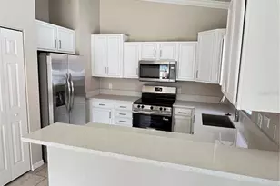 1005 15th Ave S, Saint Petersburg, FL 33705 - Photo 6