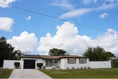 7100 21 Street N, Saint Petersburg, FL 33702 - Photo 2